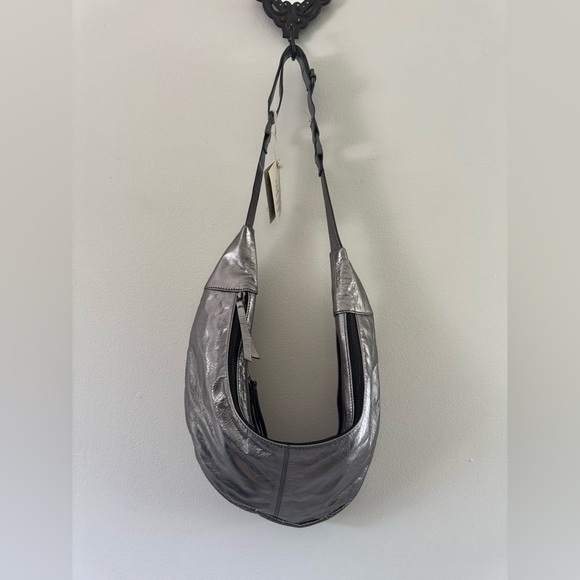 NWT Free People Idle Hands Sling Bag Pewter - Picture 6 of 16